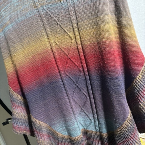 Vintage Colorful Ombre Gradient Poncho Southwestern Boho 90s Cable Knit OS Cape - Picture 3 of 6